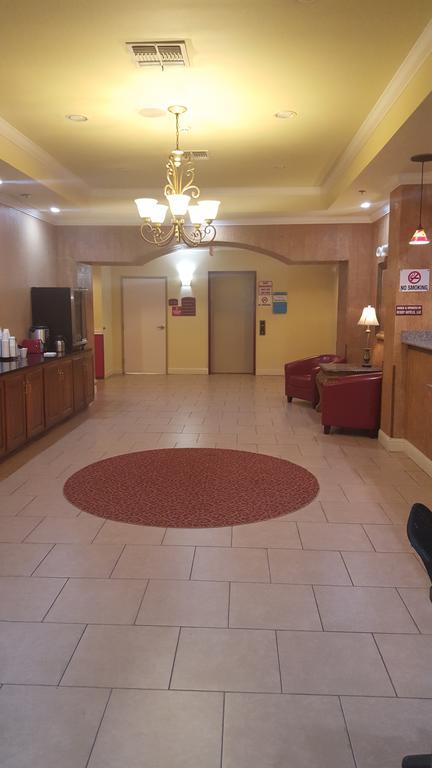 Reddy Hotel Plainview Eksteriør billede