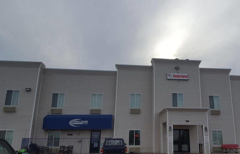 Reddy Hotel Plainview Eksteriør billede